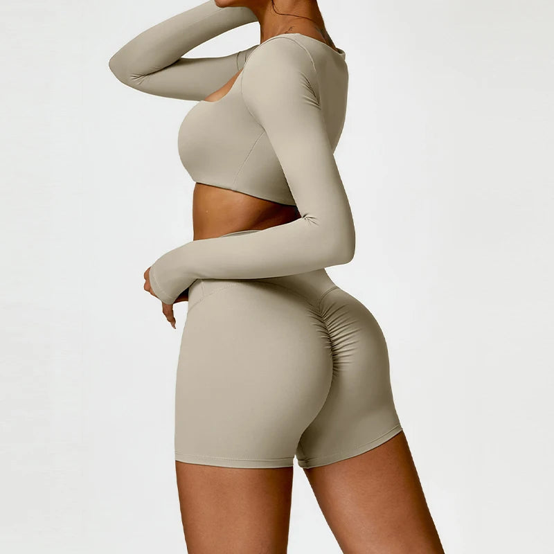 2-Piece Yoga Set – Long Sleeve Sports Top & High-Waist Leggings