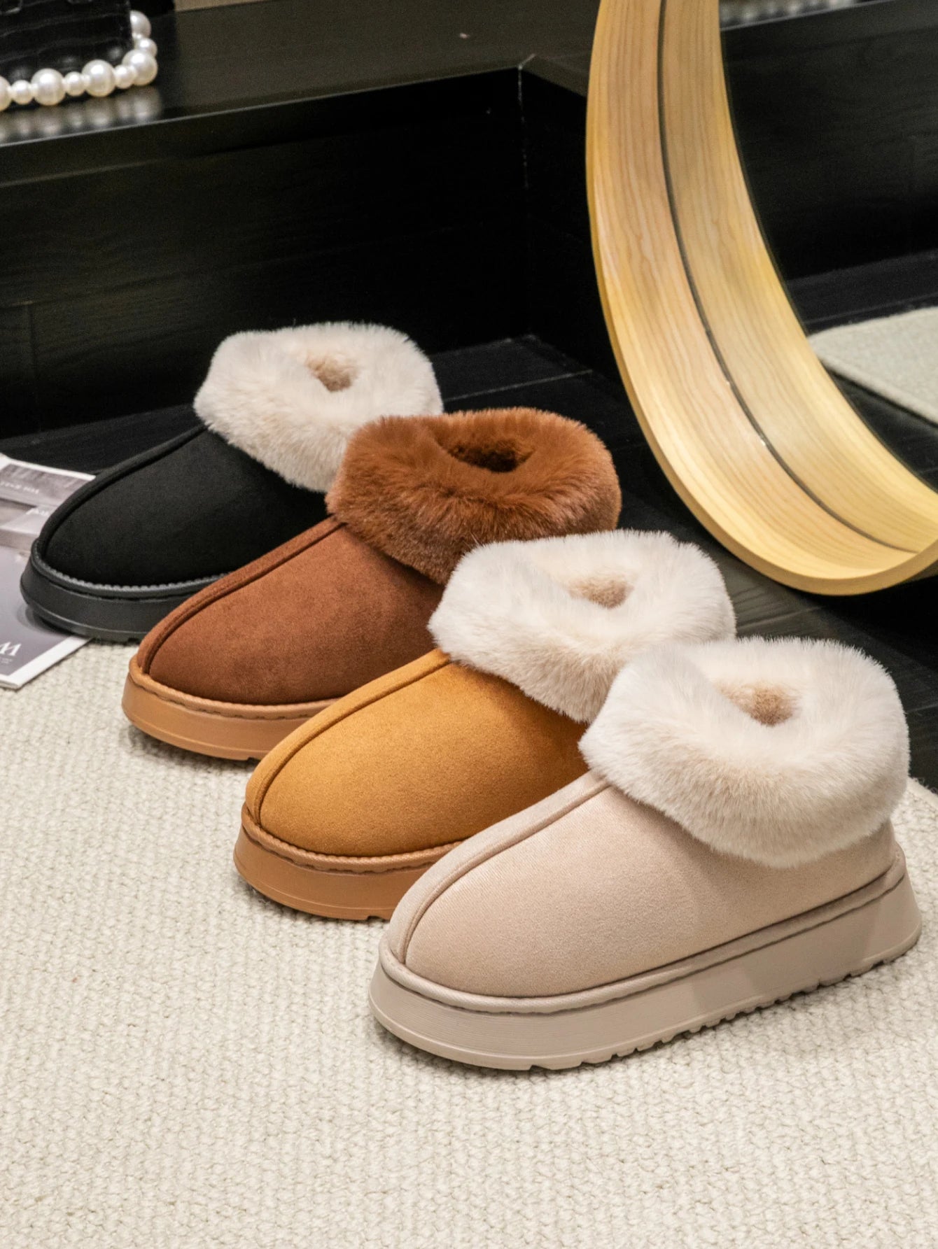 Slipper Laily