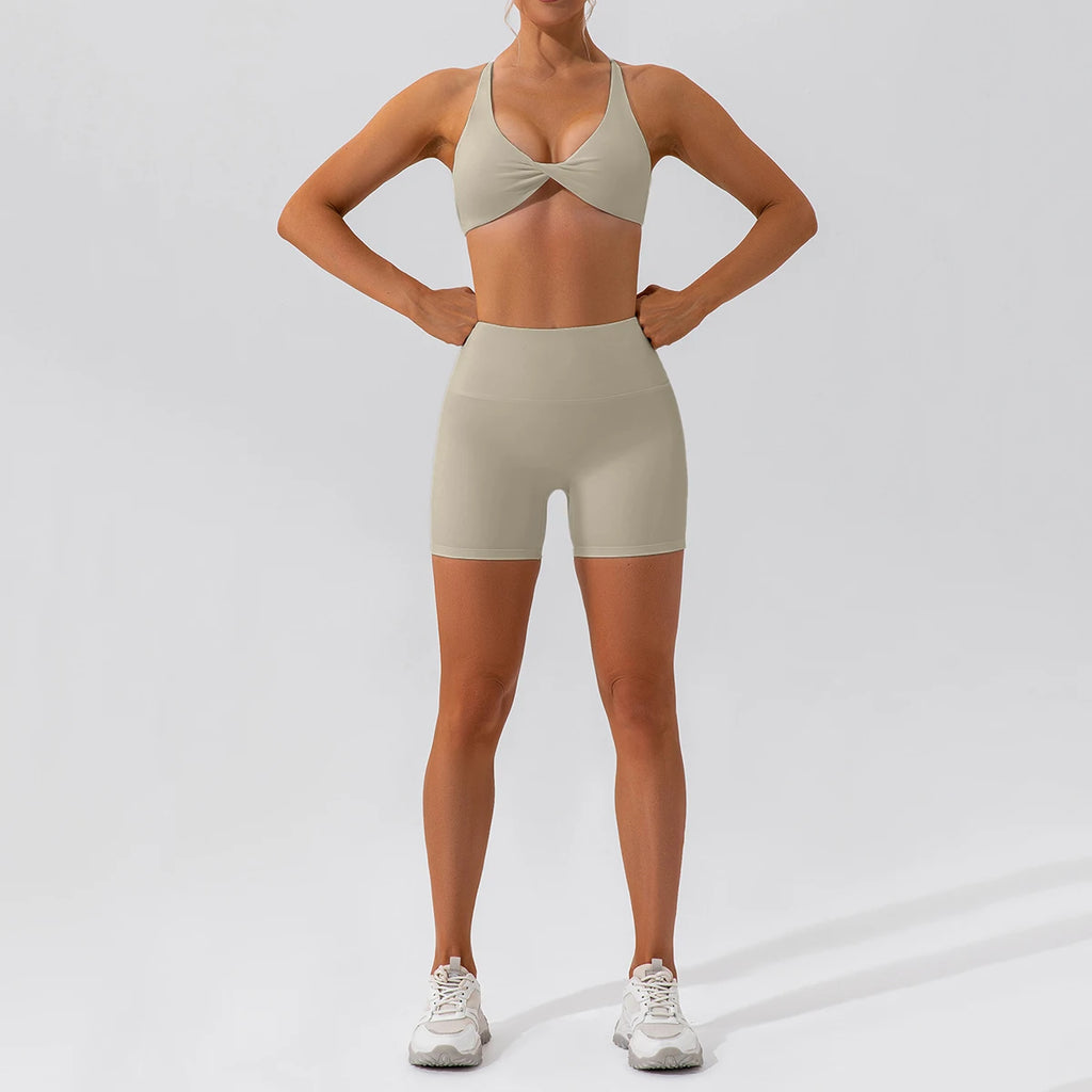 2-Piece Yoga Set – Long Sleeve Sports Top & High-Waist Leggings